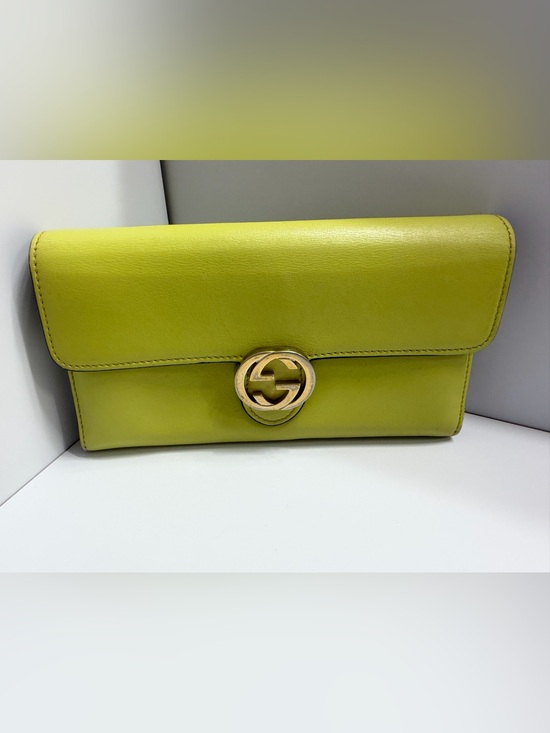 Gucci Handbags - Gucci Lime Green Leather Wallet with Gold Interlocking G